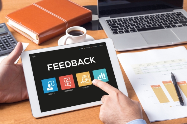 How to measure the blog success without Google Analytics iPad screen questions about feedback